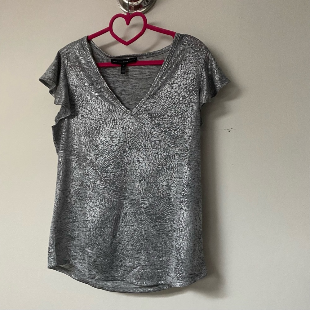 White House Black Market glamgetter tee